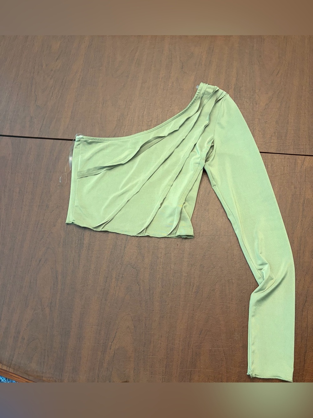 Blue Blush Olive Green One-Shoulder Crop Top